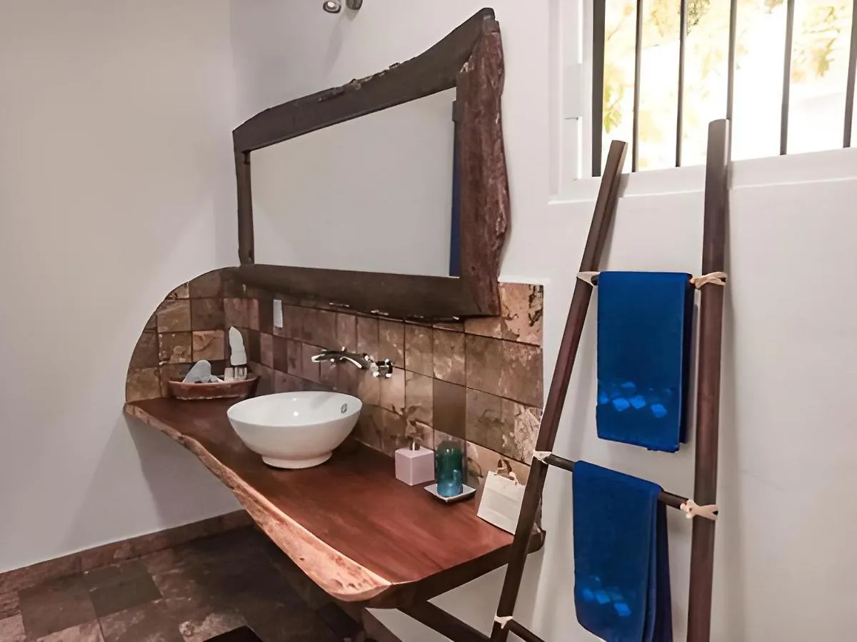 Zamunda Garden View Hotel Tulum 2*,