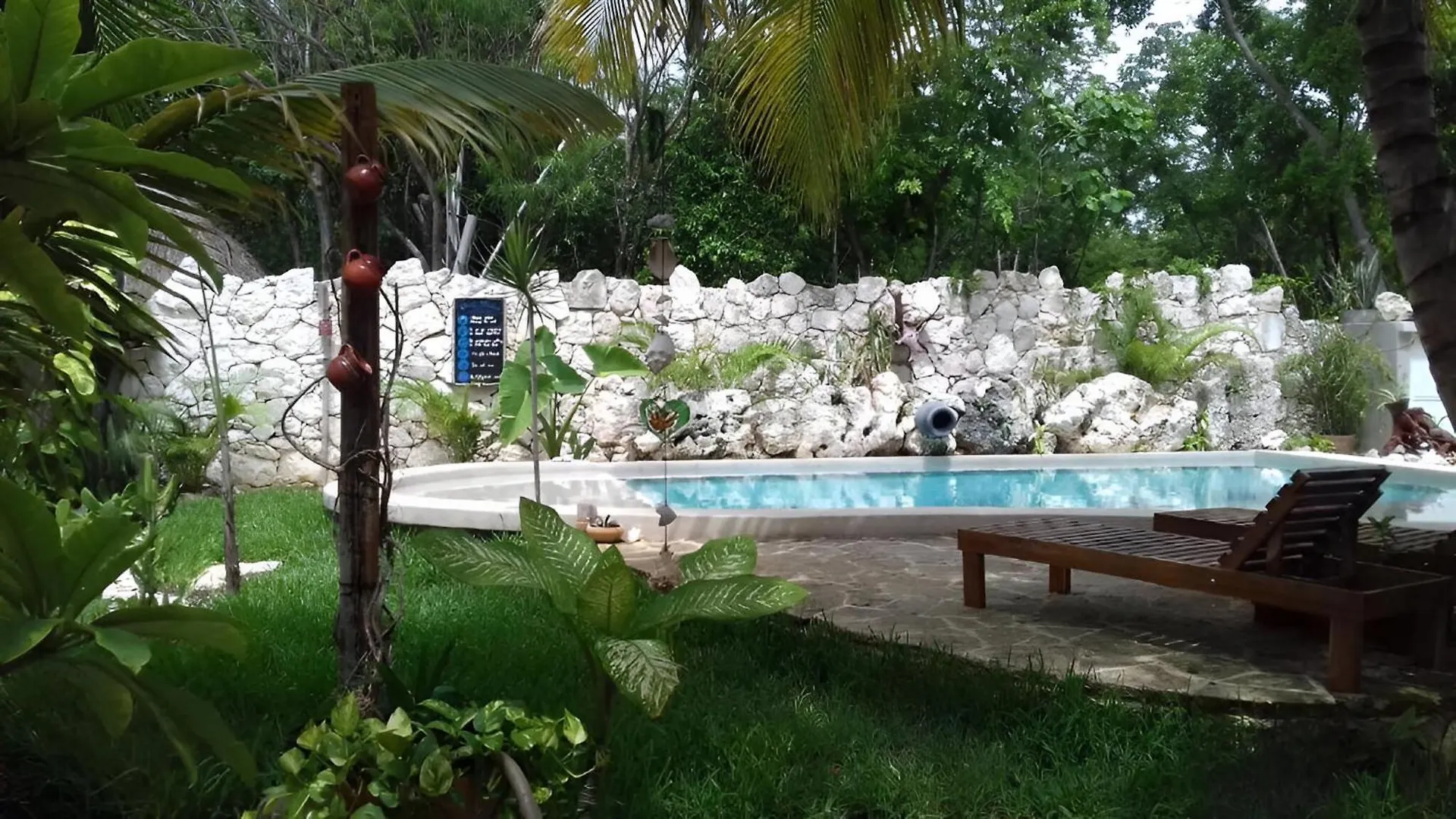 ** Inn Zamunda Garden View Hotel Tulum Mexico