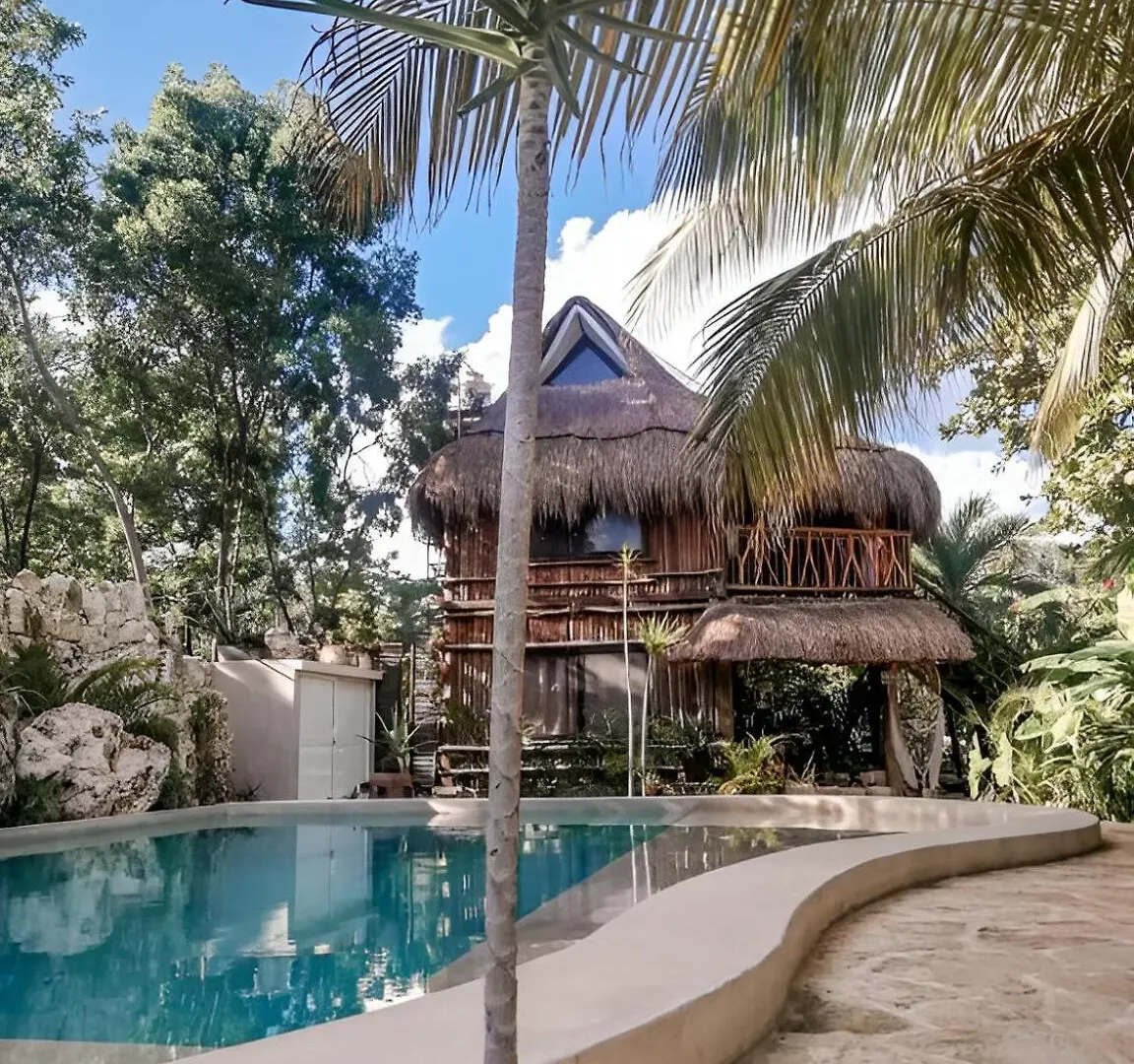 Zamunda Garden View Hotel Tulum Inn